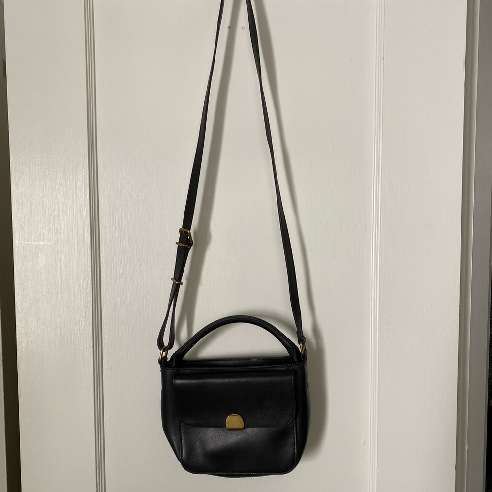 COPY - Madewell black leather cross-body bag